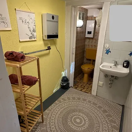 Historisches Backhaeuschen *