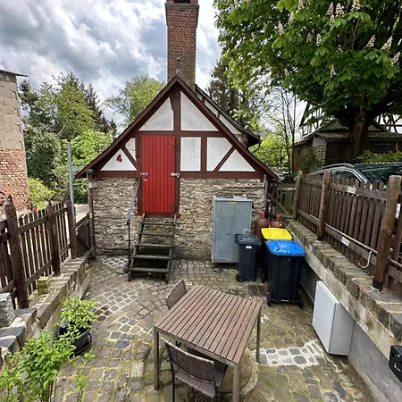 Historisches Backhaeuschen Watzelhain